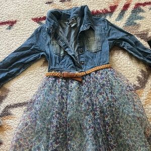 Girl dresses size 6T all for $25 or $5ea